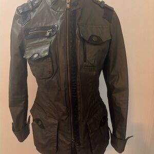 Vince Army Green Polished Cotton and Leather Utility Jacket XS